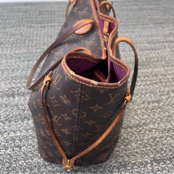 Authentic ✅ Louis Vuitton Neverfull MM pivione purse work bag tote monogram 💕 - Picture 11 of 15